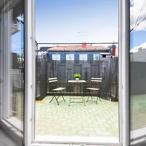 Beautiful With Terrace - Prime Location! Apartamento